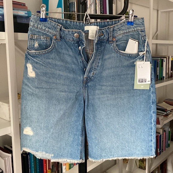 H&M+ Denim Bermuda Shorts 8 - Picture 2 of 7